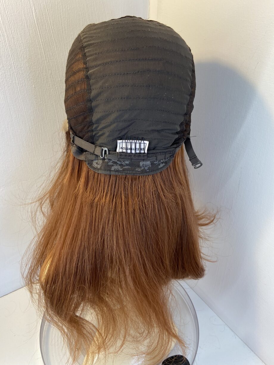 New stunning red rooted long wig. Brlw705
