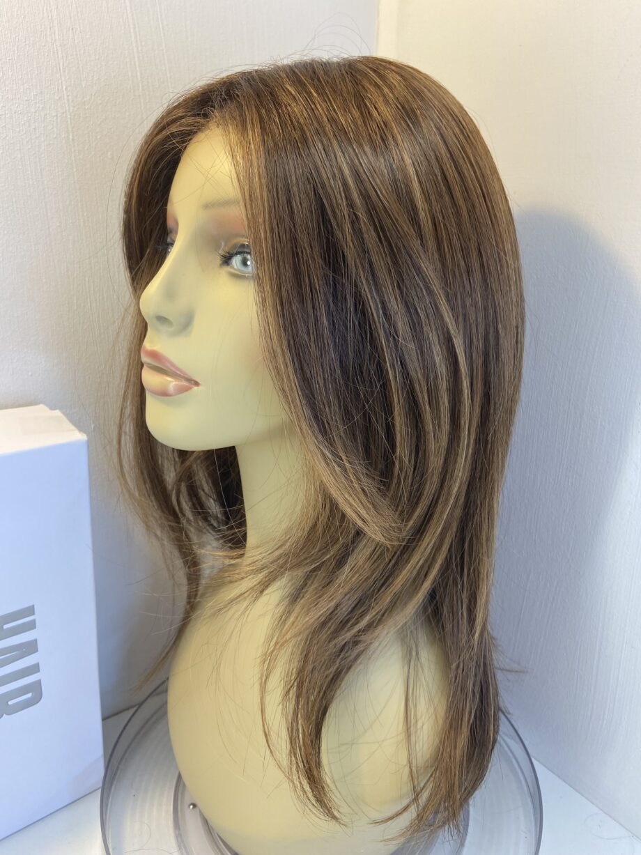 New long mocca rooted stylish wig. Bbrls813