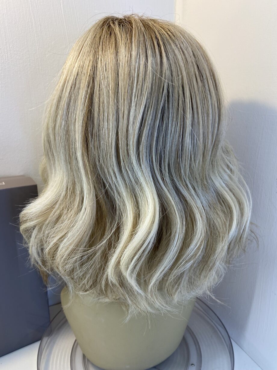 Raquel Welsh blonde rooted wig. Bbllw815