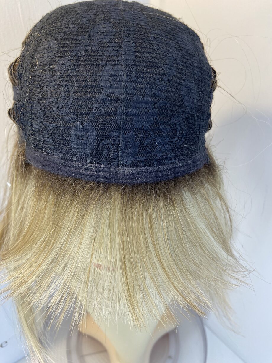 Blonde rooted wig. Bblms816