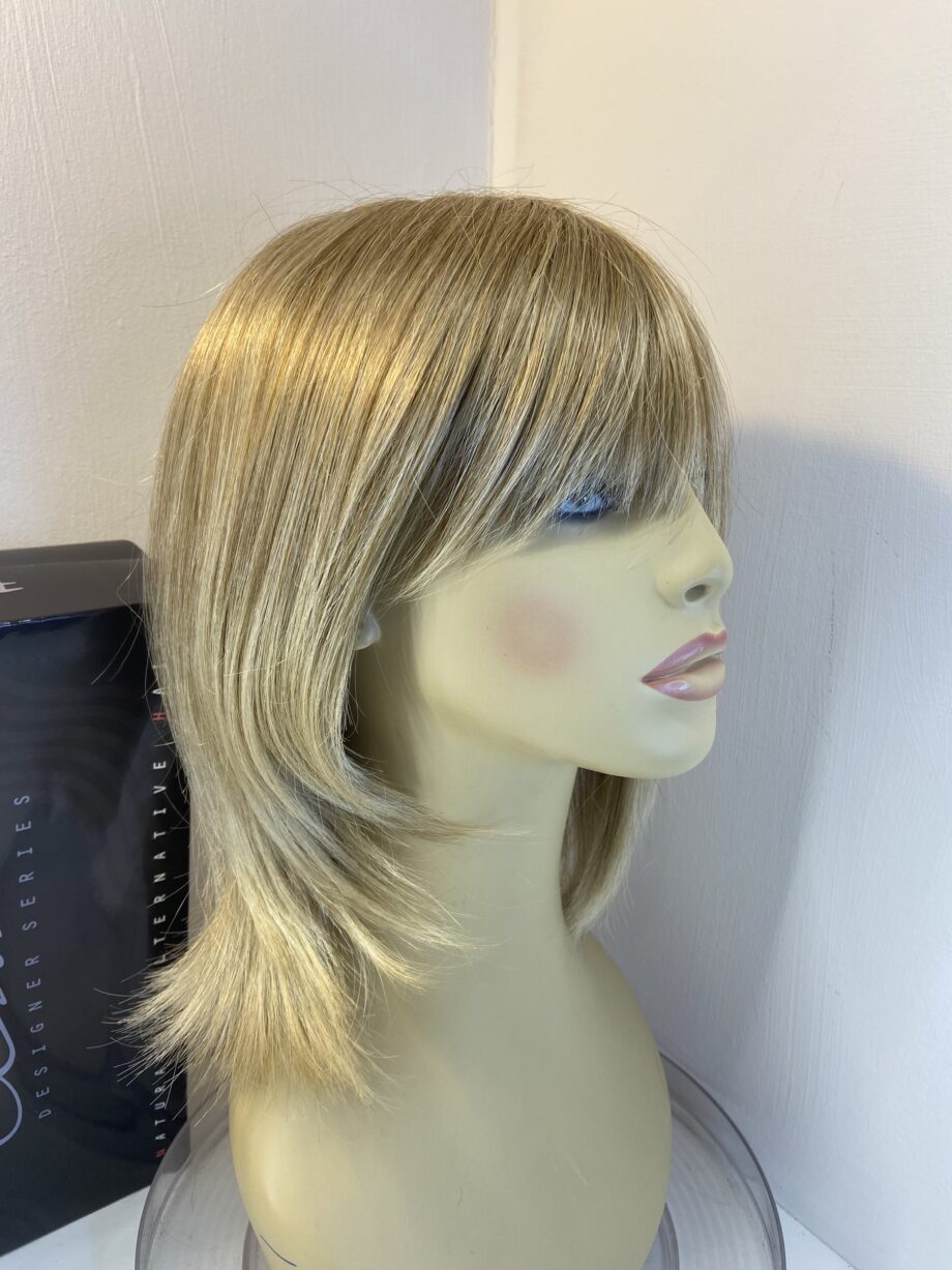 Rene of Paris spring honey wig. Bblls820