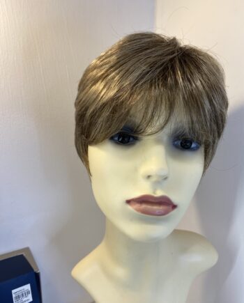 As new pecan mist short wig. Bbrss821