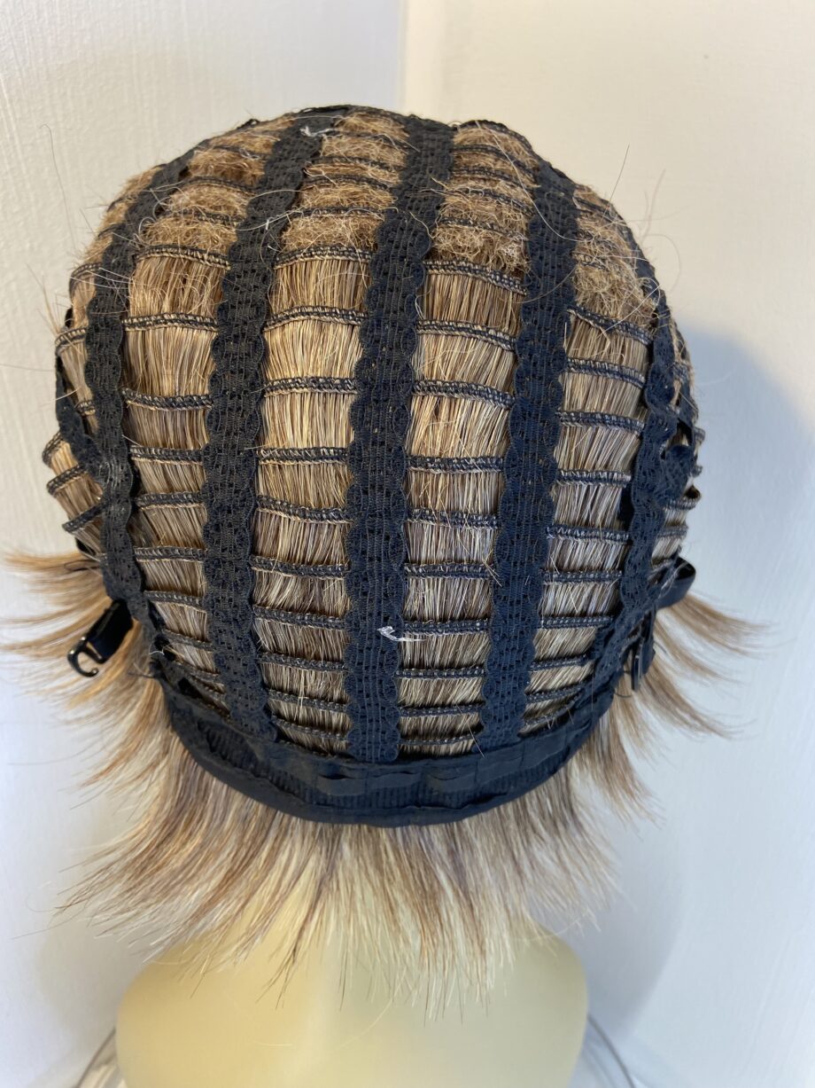New blonde short wig. Blsw156