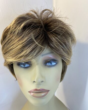 Very stylish brown highlighted wig. Blss157