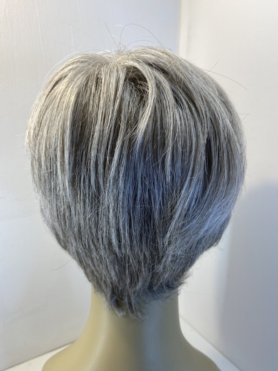 Grey super soft wig. Gss160