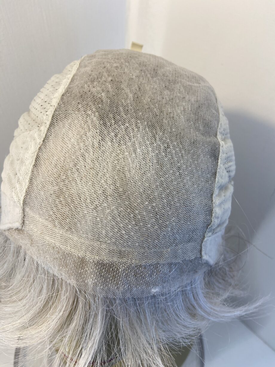 Grey super soft wig. Gss160