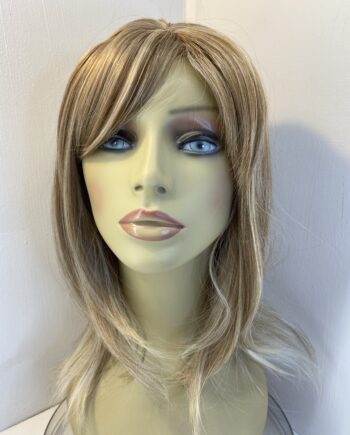 New blonde long wig. Blls324