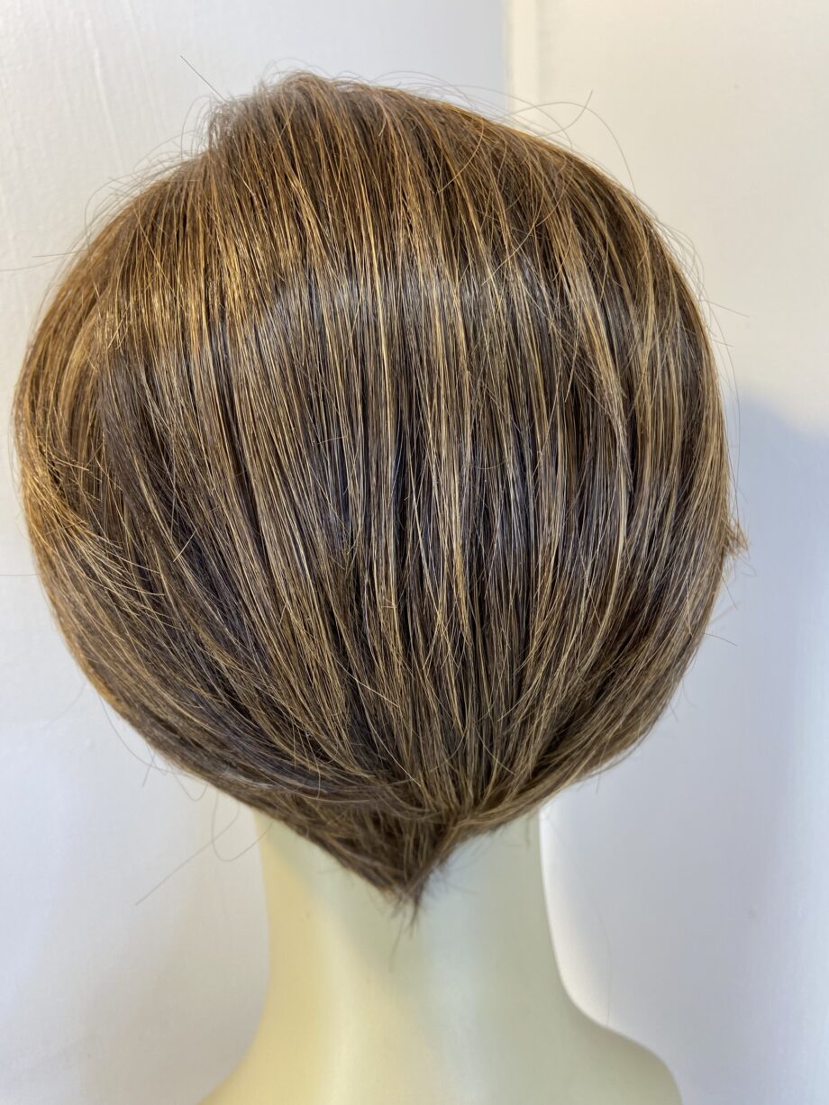 Short brown as new wig. Brss683