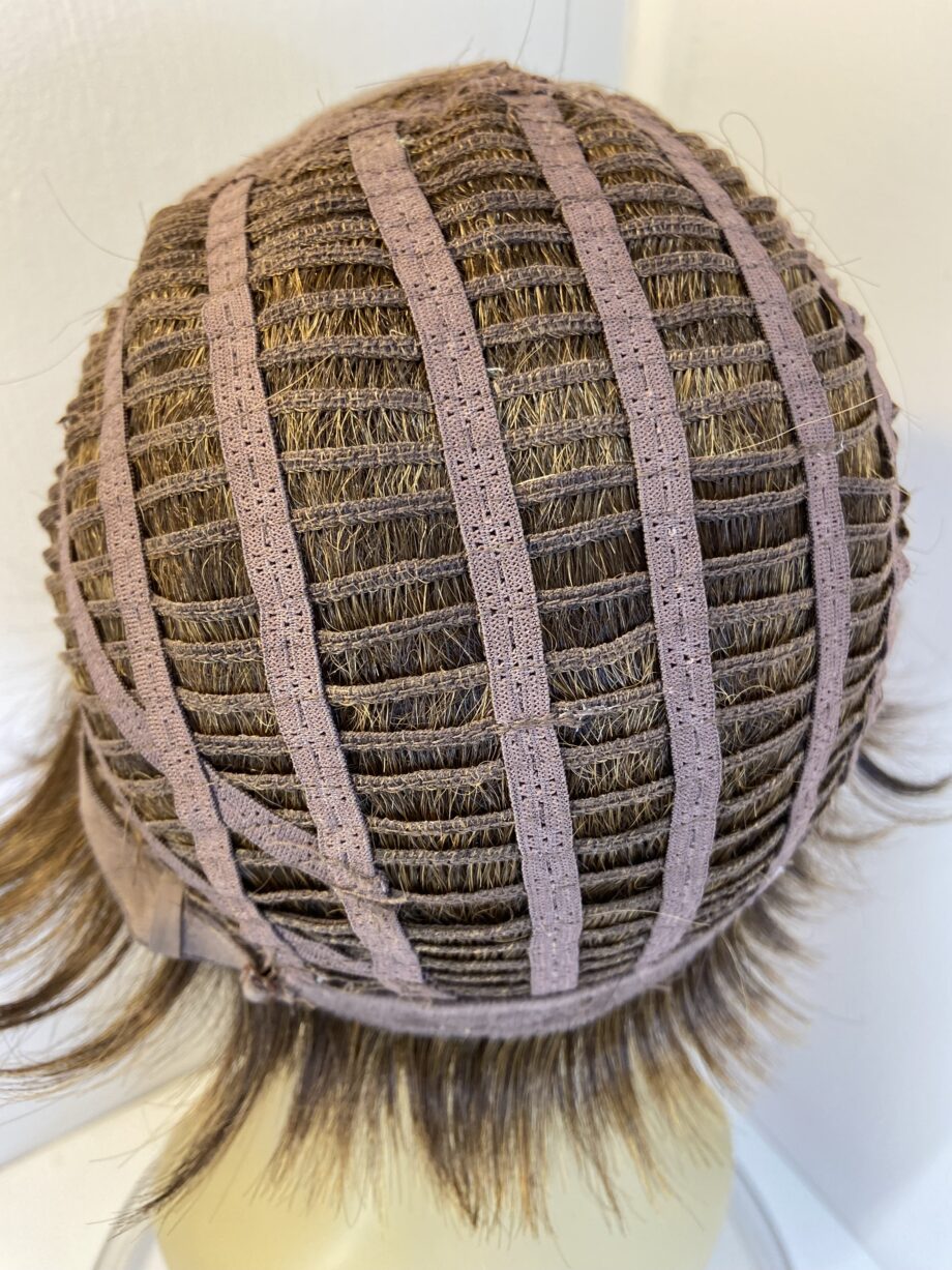 Short brown as new wig. Brss683