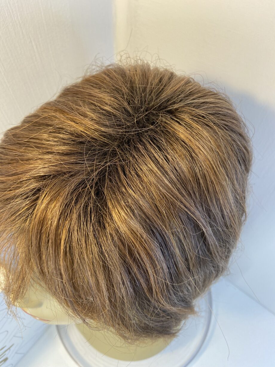 Noriko reddish brown wig. Bbrms828