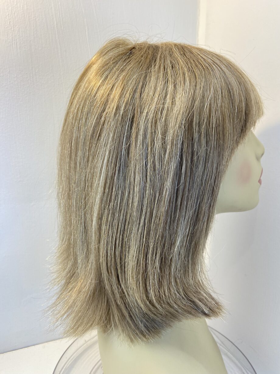 Human hair blonde long wig. Blls685