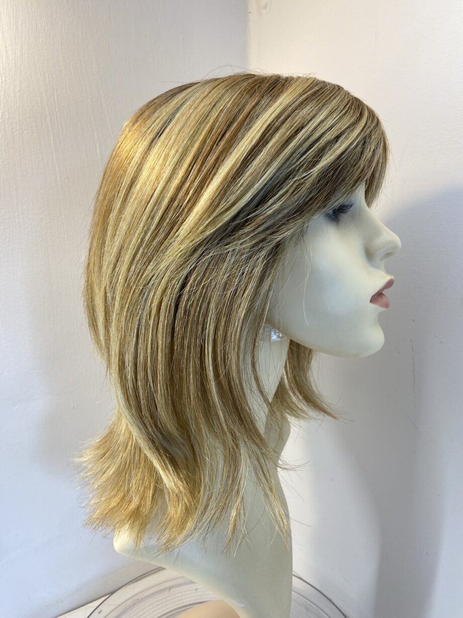 Beautiful blonde routed wig. Blls687