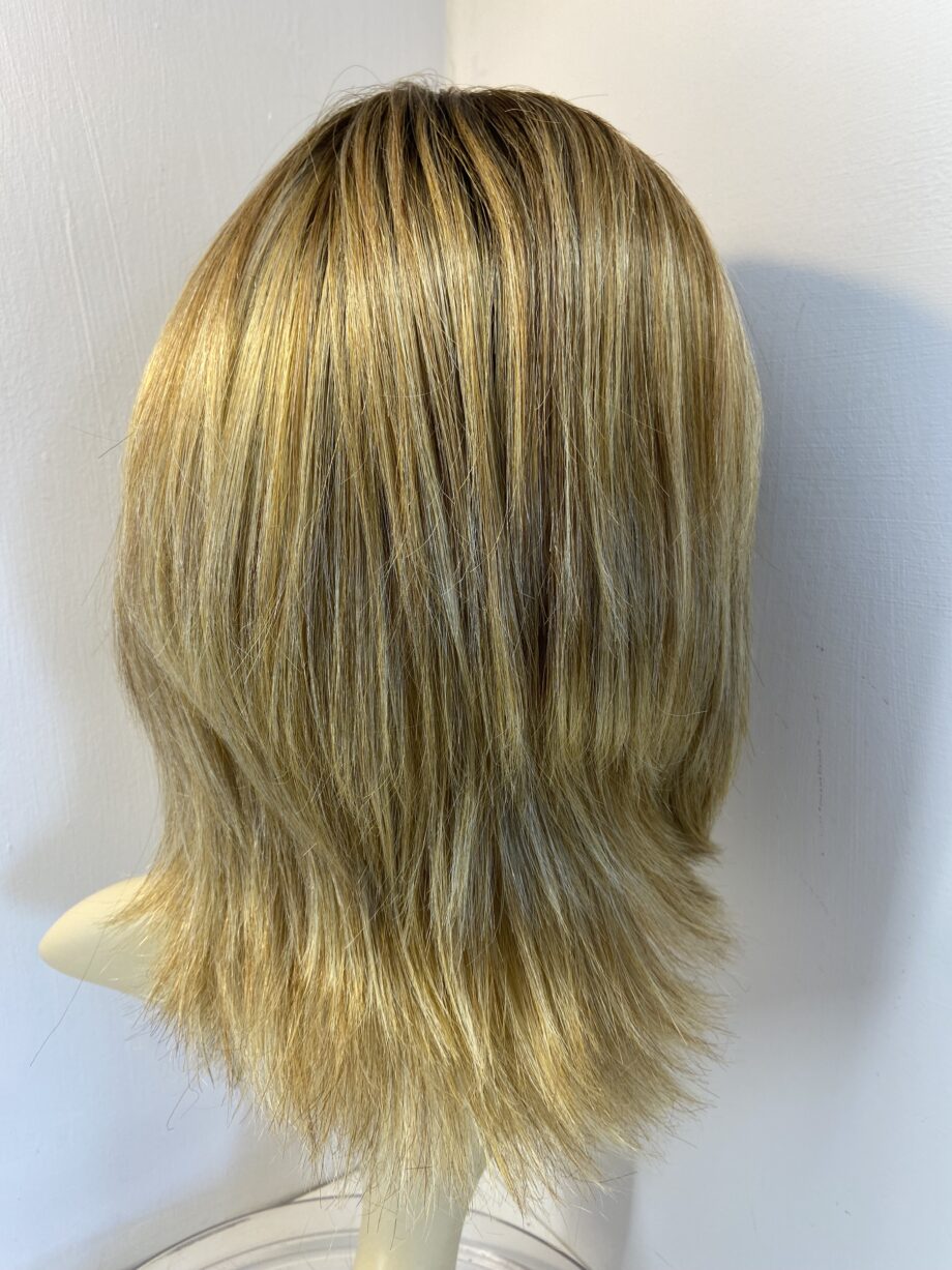 Beautiful blonde routed wig. Blls687