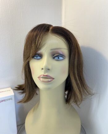 New boxed brown long wig. Bbrls832