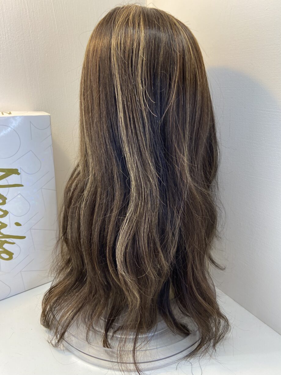 New coffee latte long brown wig. Bbrlw834