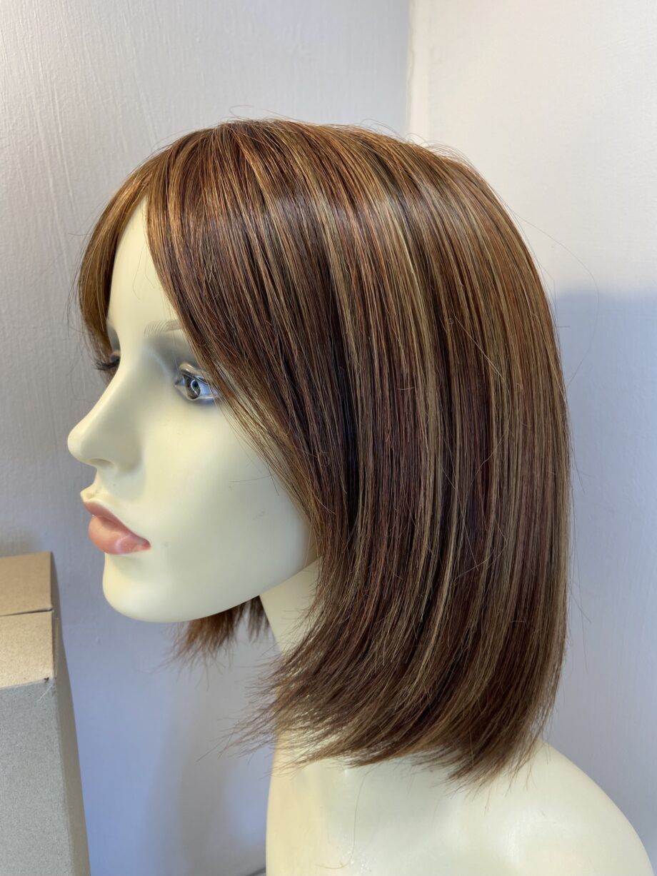 Irish mist beautiful wig. Bbrms835