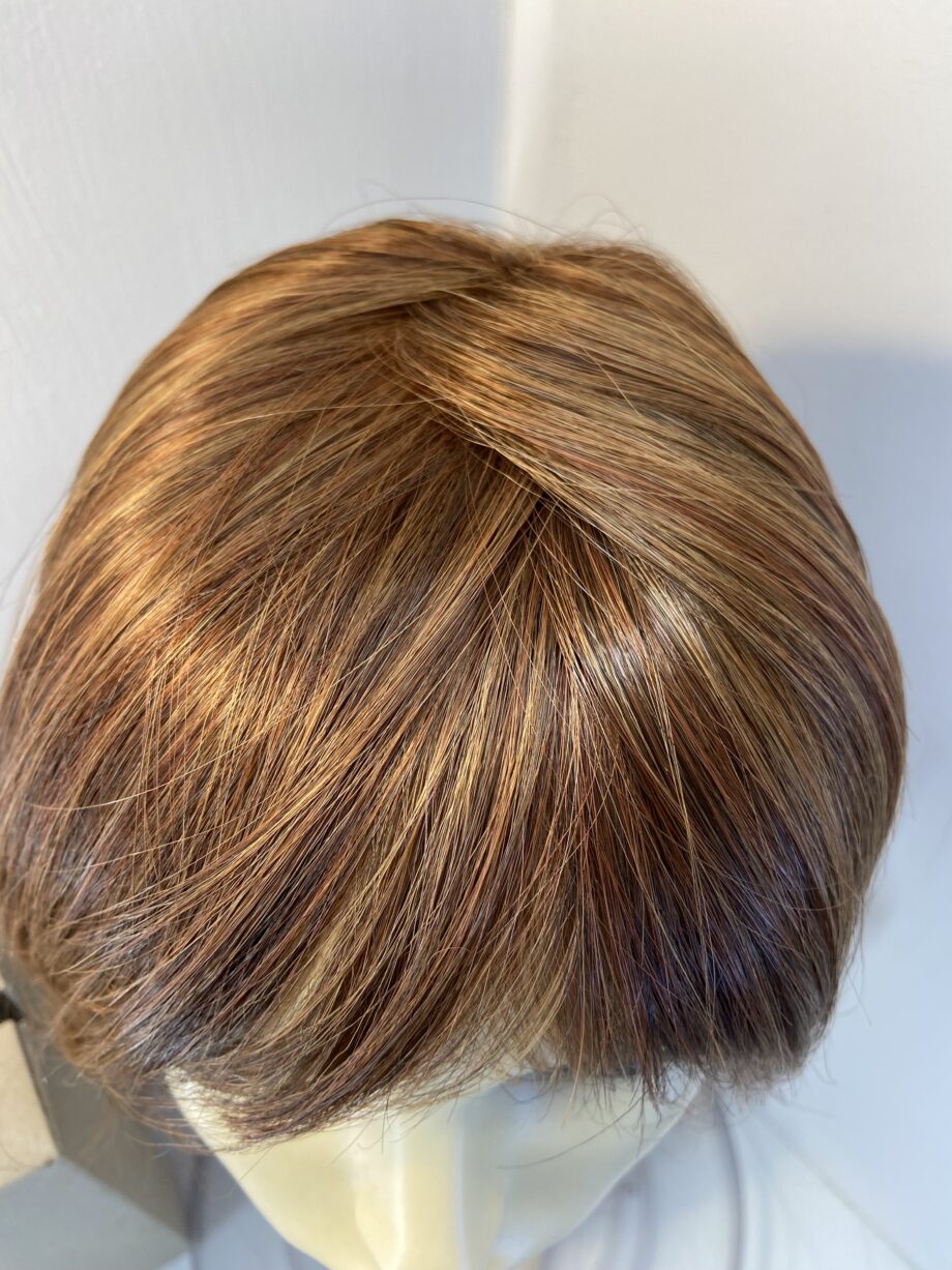 Irish mist beautiful wig. Bbrms835