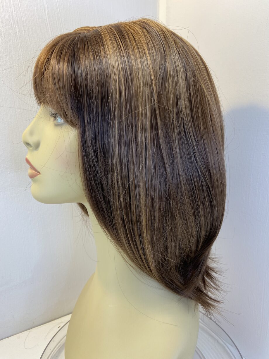 New brown shiny wig. Brms162