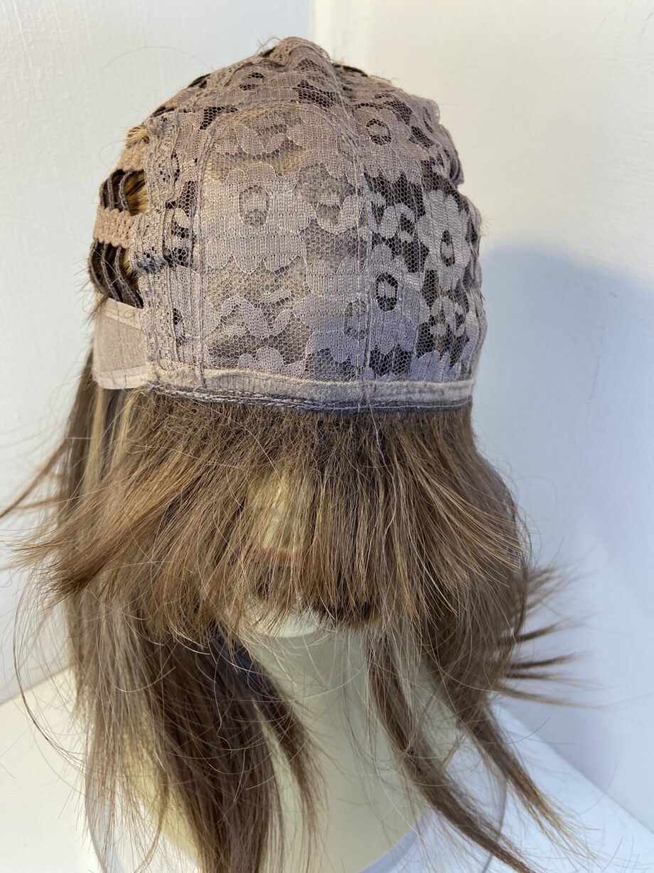 New brown shiny wig. Brms162