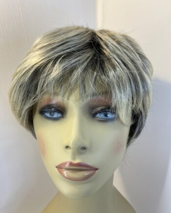 Silver /blonde short new wig. Gss168