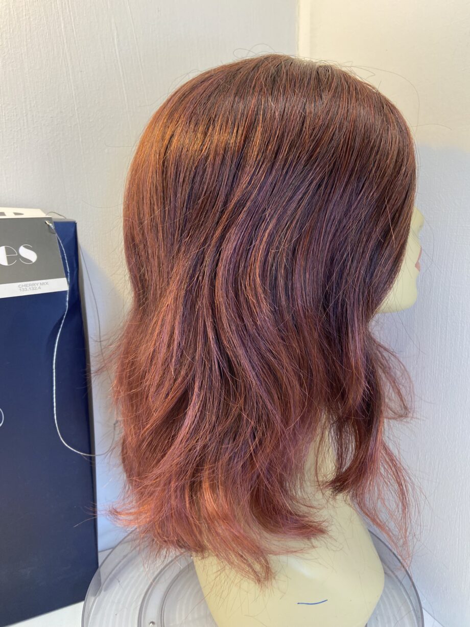 Cherry red long wavy wig. Brlw840