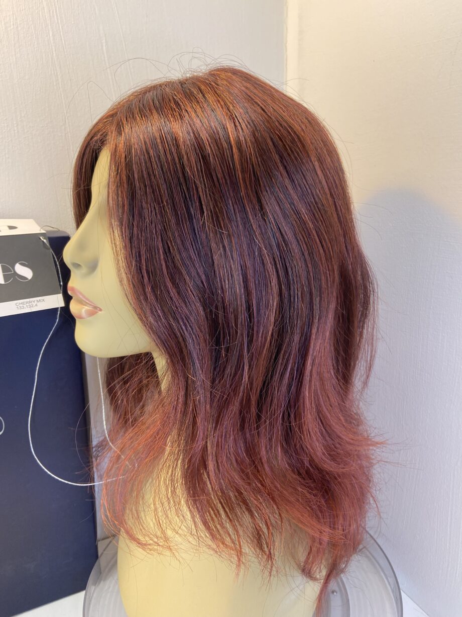 Cherry red long wavy wig. Brlw840