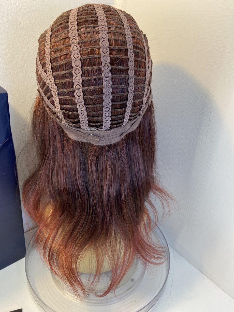 Cherry red long wavy wig. Brlw840