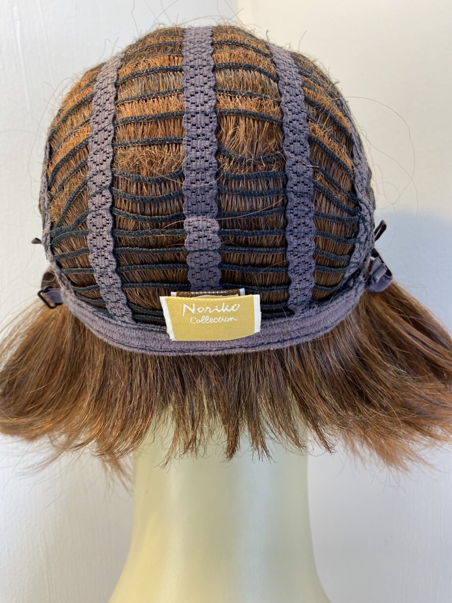 Short red wig. Rms715
