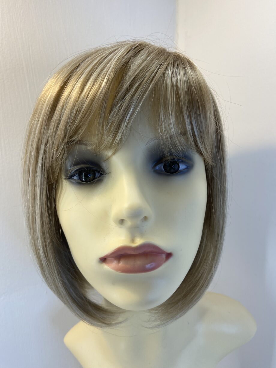 New blonde wig. Blls536