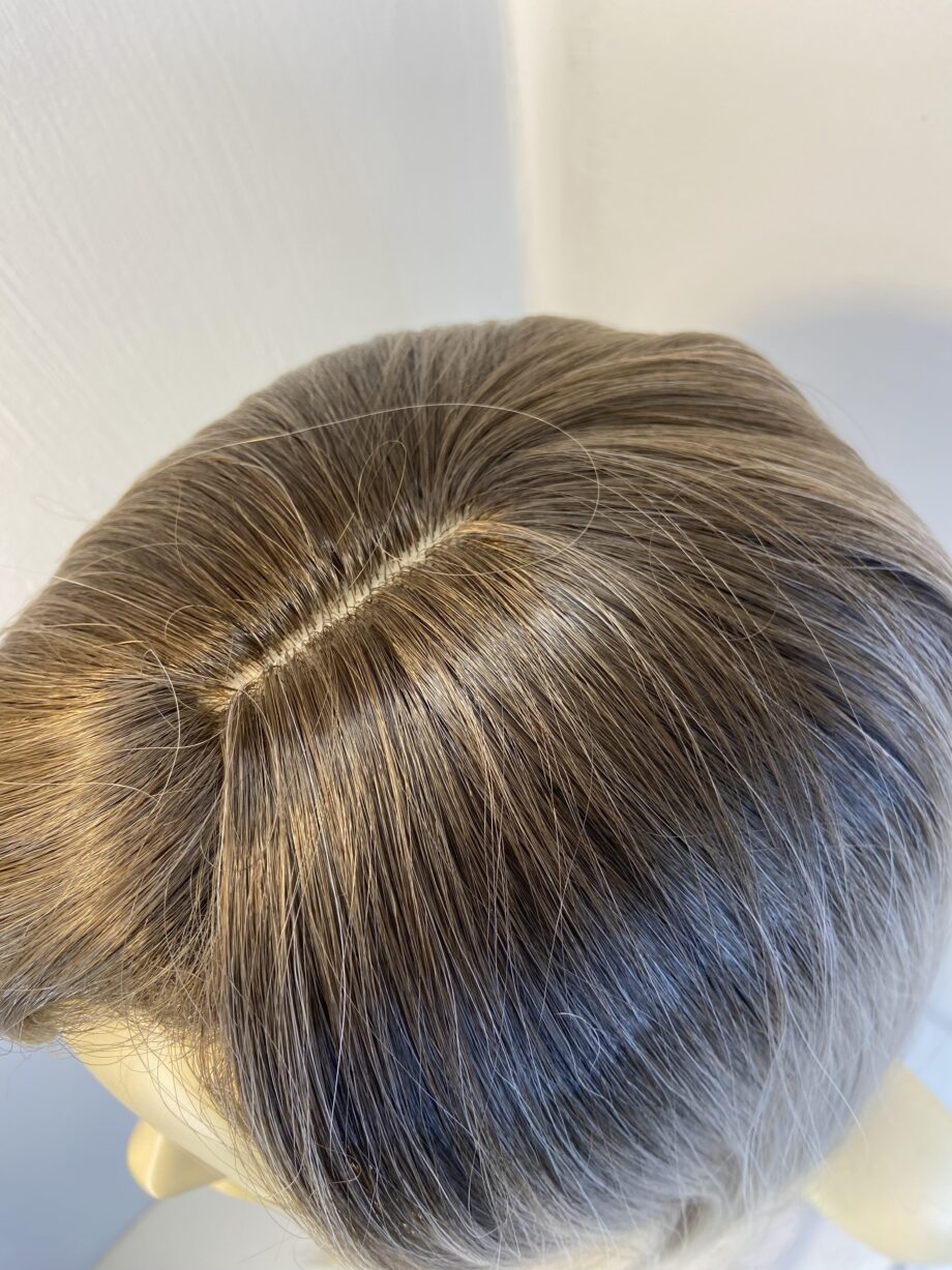 New rooted blonde wig. Blls537