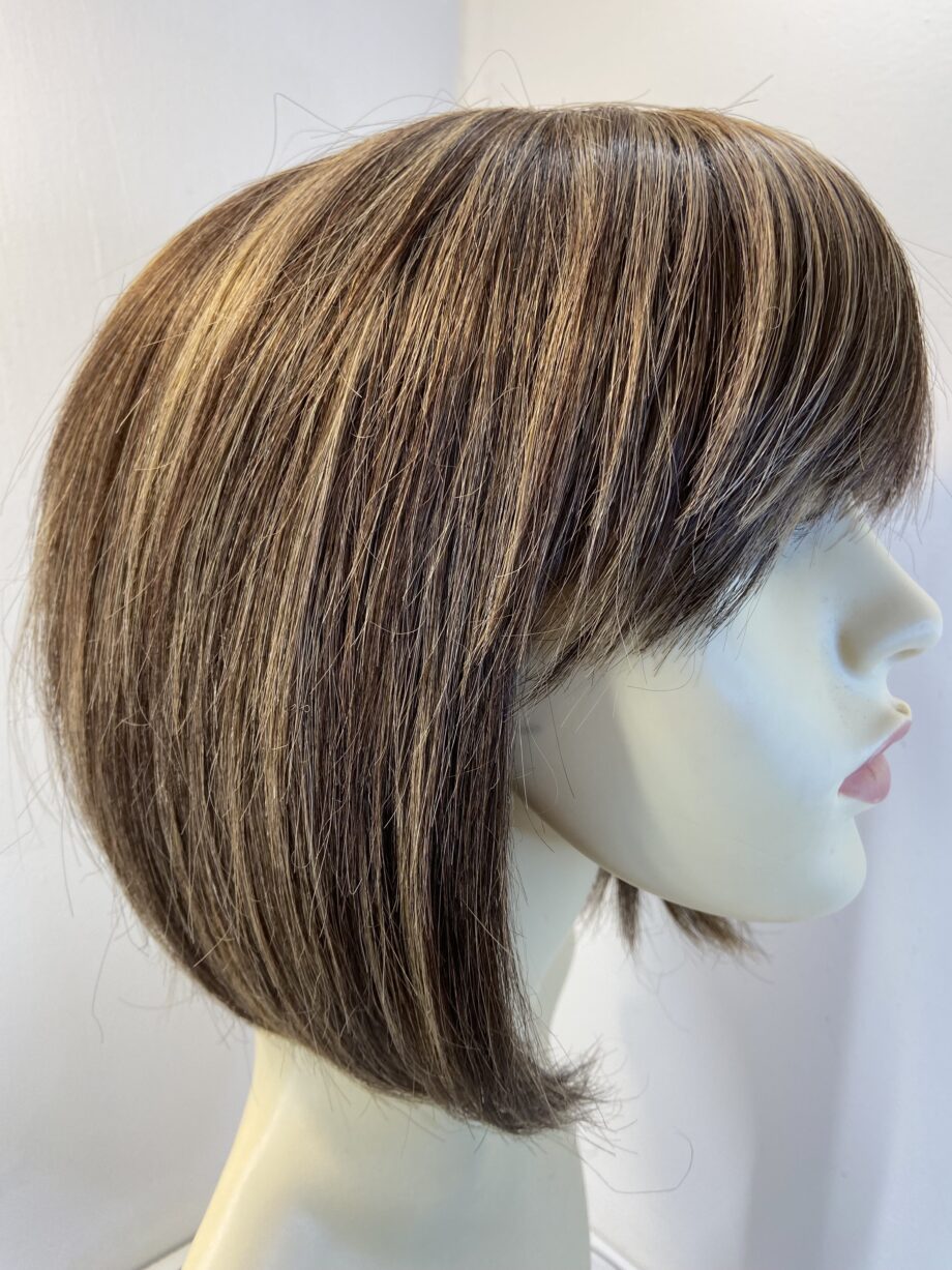 Beautiful brown wig. Brms177