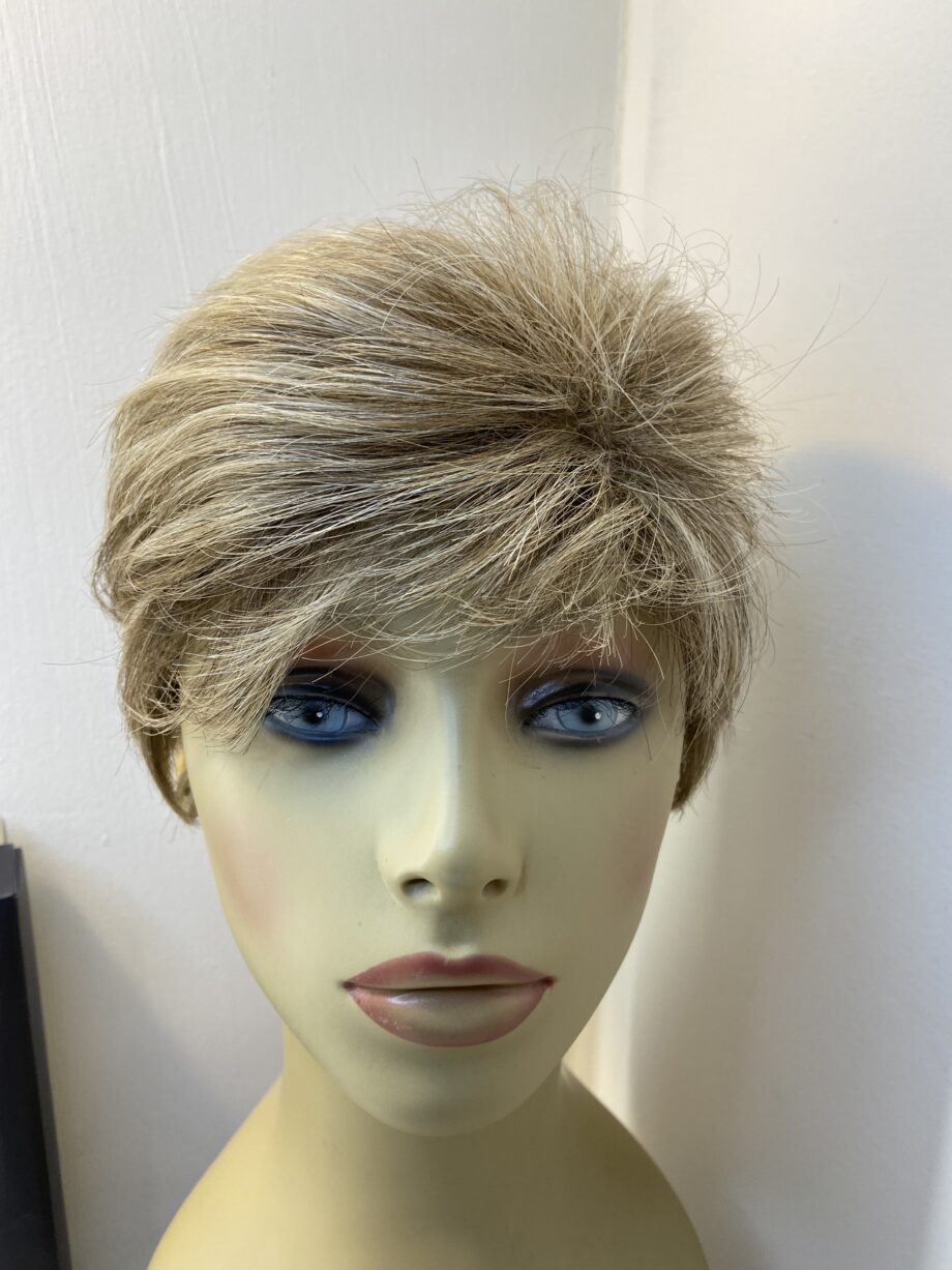 Stunning petit natural image wig. Blss845