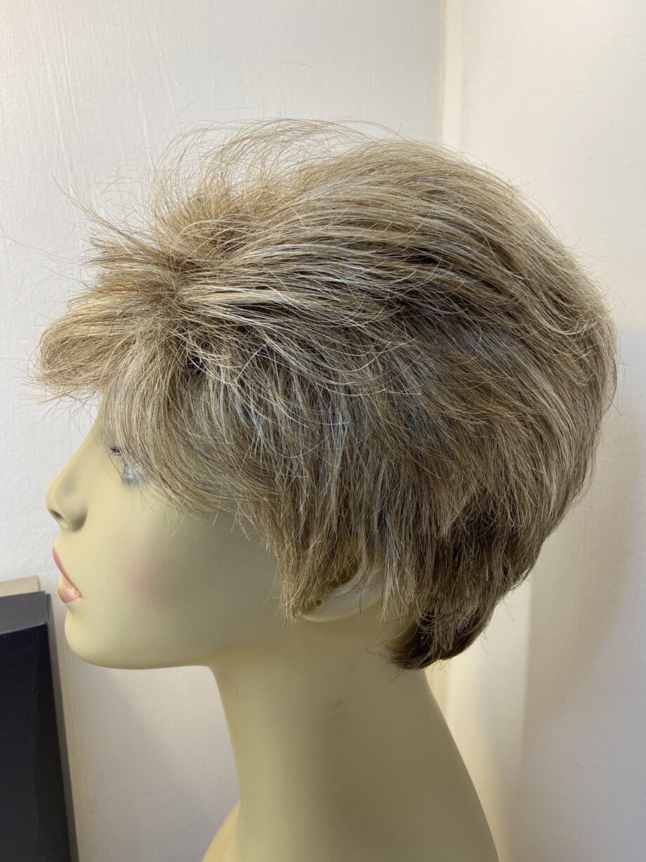 Stunning petit natural image wig. Blss845