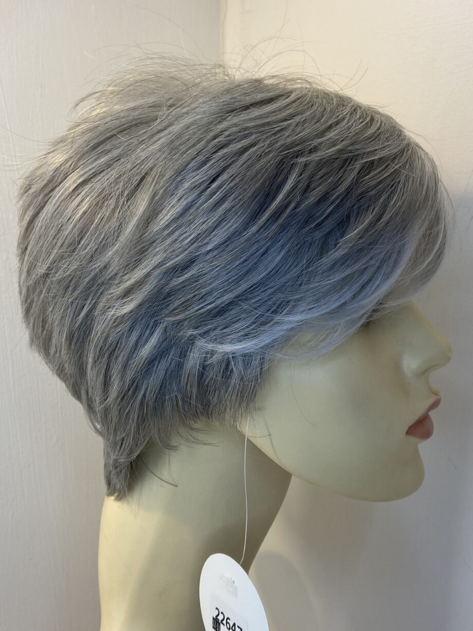 New silver short wig. Sss888