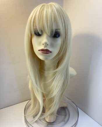 Stunning long blonde new wig. Blls718