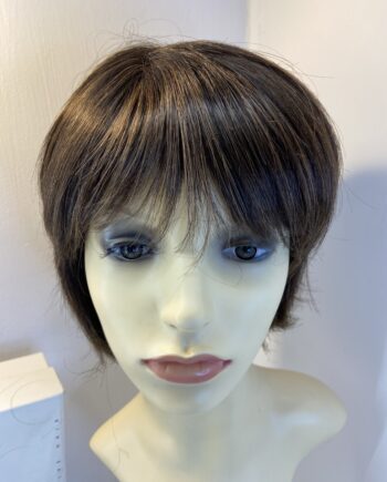 Brown Noriko wig. Bbrms864