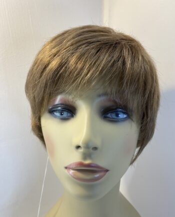 New short brown designer wig. Brss551