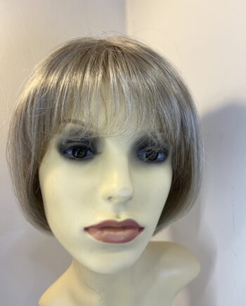 Platinum blonde beautiful wig. Plms338