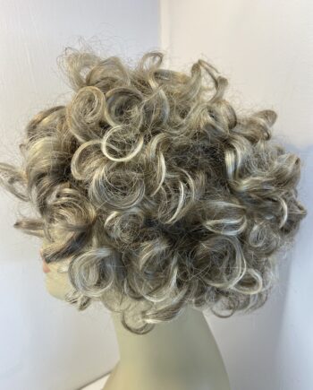 Curly blonde soft wig. Cbl341