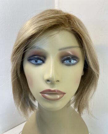 Blonde mid length wig. Blms260