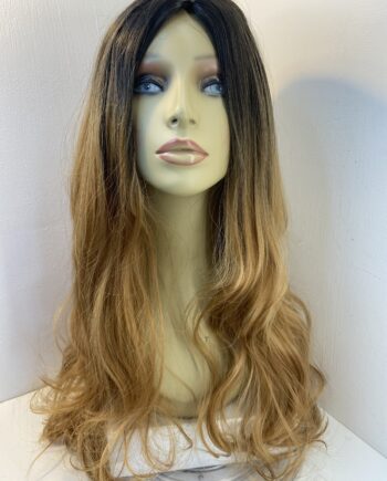 Rooted long wavy blonde wavy wig. Bllw611