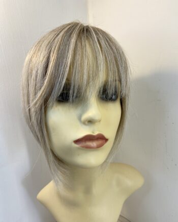 Soft Blonde short wig. Blss616