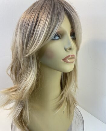 New long blonde wig. Blls188