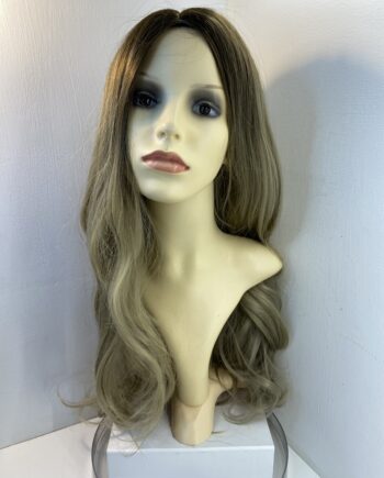 Extra long blonde rooted wig. Bllw372