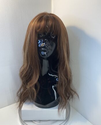 Long highlited honey wig. Brlw265