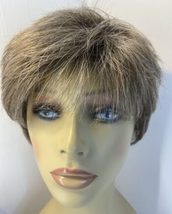 Natural image brown boxed wig. Bbrss934