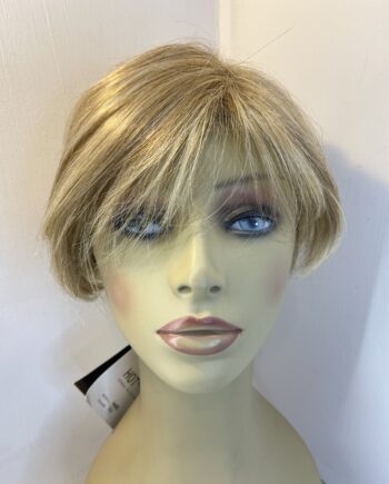 New blonde wig. Blss270