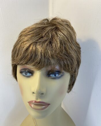 New dimples brown short wig. Brss272