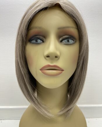 Brand new ash blonde wig. Gls819