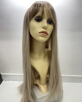 New long blonde rooted wig. Blls599